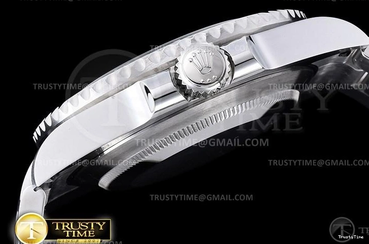 0505 ROLSUB0281 – Submariner 114060 904L SS SS Blk V10 Noob SA WaterResistant 1036